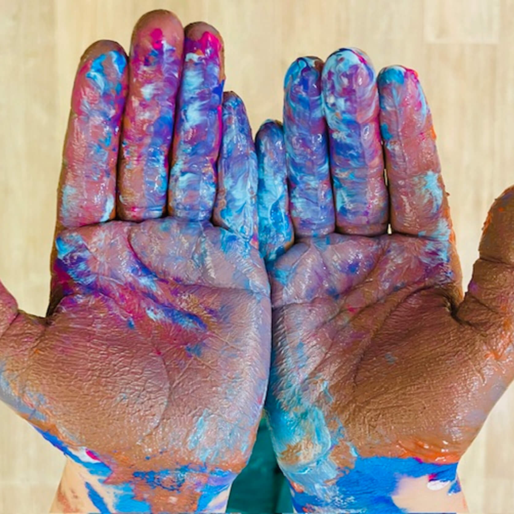 Sanfte Stimulation beider Gehirnhälften zur Verarbeitung